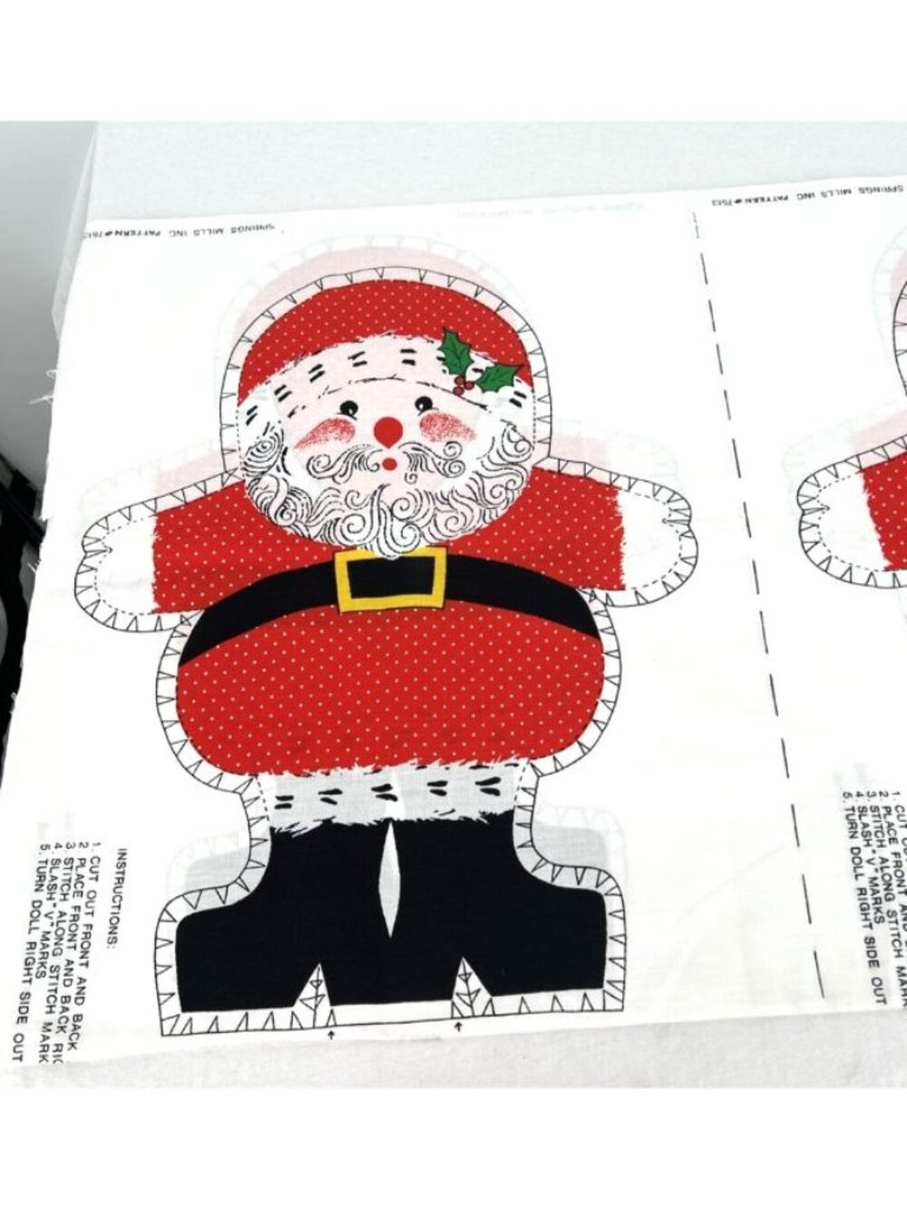 Springs Mills Christmas Cut & Sew Fabric Panel Ornaments 3 Santas Pillow 20"